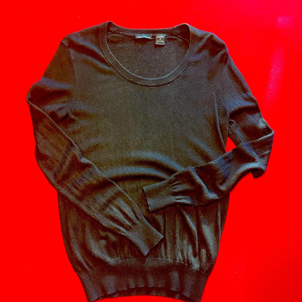 Black Moda crew neck sweater